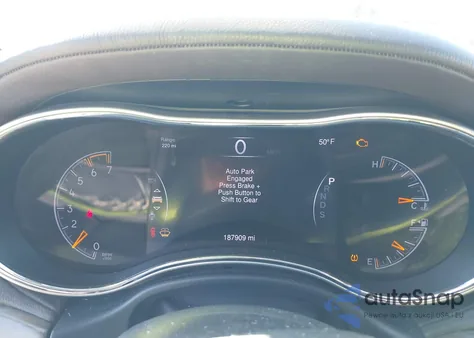 2014 Jeep Grand Cherokee Overland z USA, uszkodzony, nr VIN 1C4RJECT3EC151086